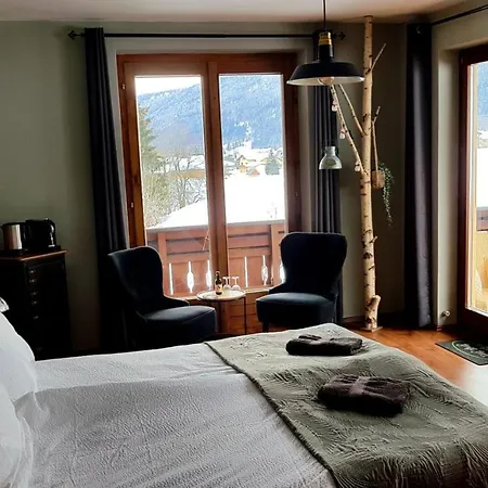 Berghaus * Weissbriach